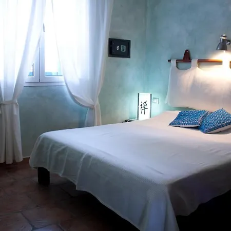 Bed and breakfast Alba 4*