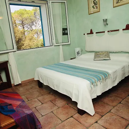 Alba Bed and Breakfast *