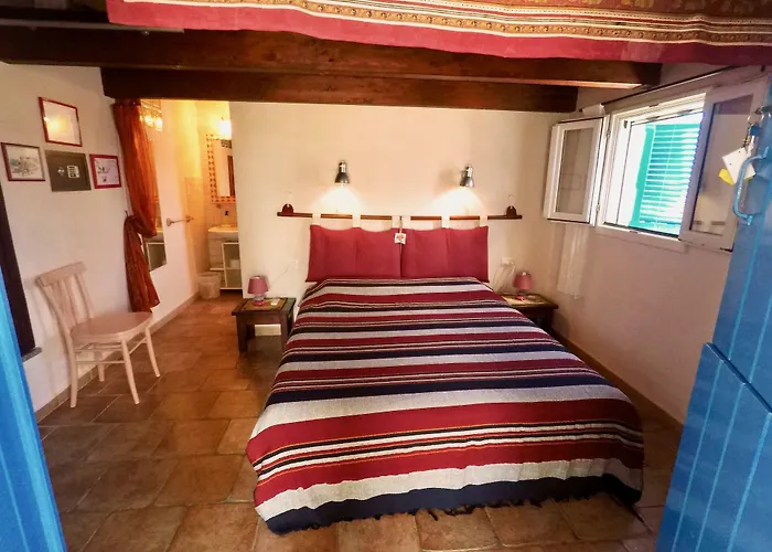 Oda ve Kahvaltı Alba 4*